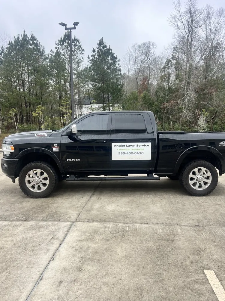 Expert lawn care service in Baton Rouge, LA - Angler Lawn Service