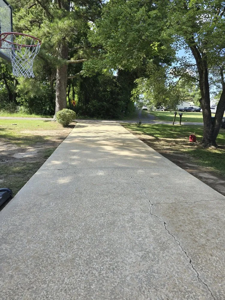 Top-rated residential landscaping experts serving Centre, AL - Angles Lawncare & More