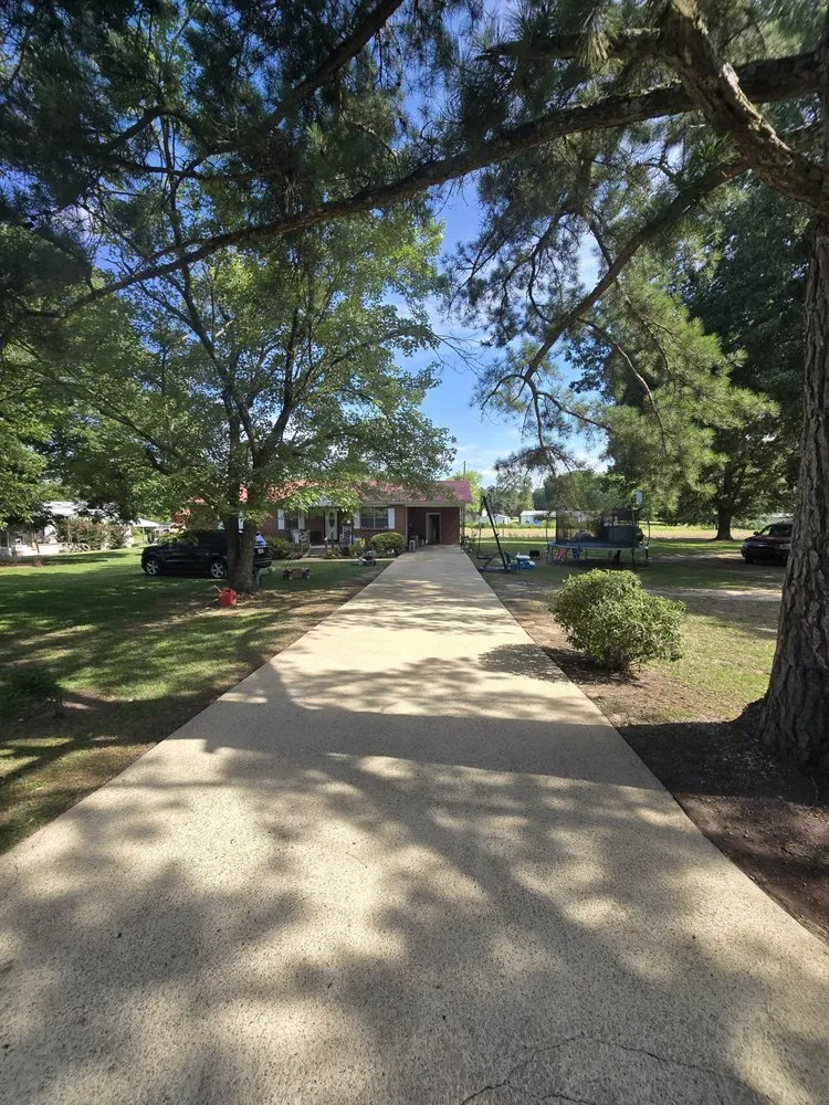 Top-rated outdoor landscaping for beautiful yards in Centre, AL by Angles Lawncare & More