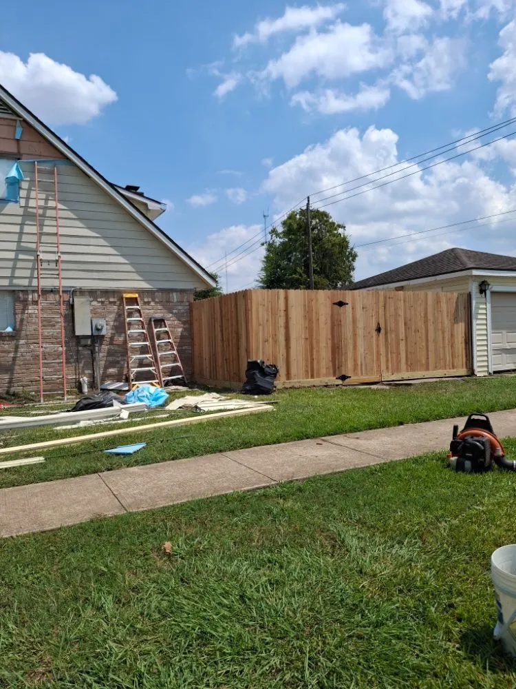 Professional yard maintenance in Houston, TX - Anival's Landscaping