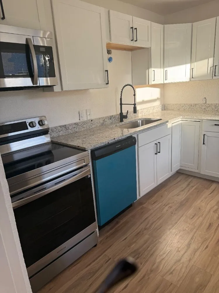 Top-rated residential landscaping in Alamogordo, NM by Annalisakings construction