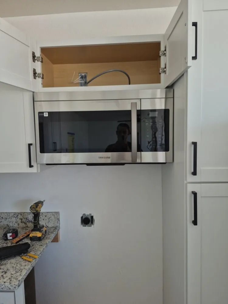 Custom lawn care service in Alamogordo, NM by Annalisakings construction