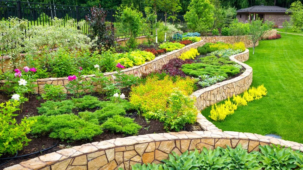 Trusted landscape installation experts serving Pensacola, FL - Annaniki