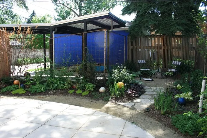 Affordable residential landscaping near you in Chicago, IL by Anne Roberts Gardens