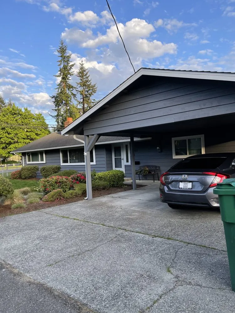 Top-rated lawn mowing service near you in Auburn, WA by Anorve Landscape Services