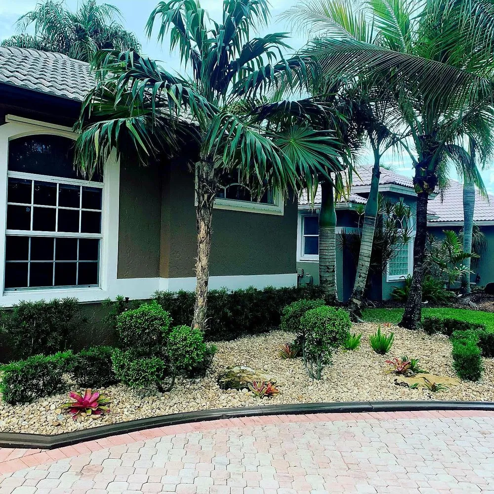 Professional lawn care service for year-round maintenance across Fort Lauderdale, FL - AnR Landscaping