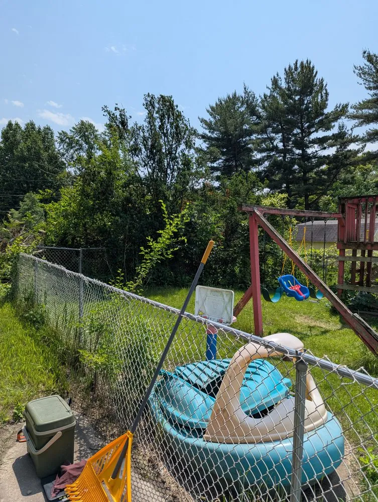 Affordable outdoor landscaping experts serving Monticello, IN - Ant N Ems