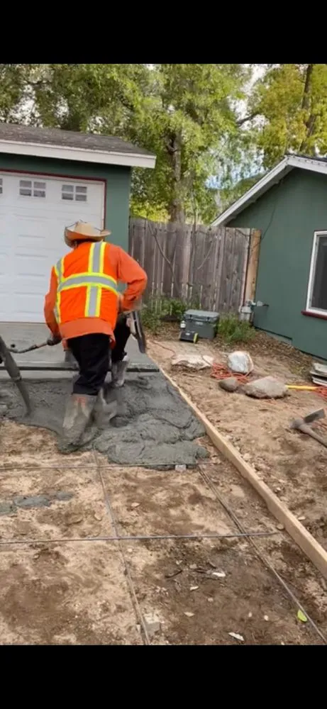 Affordable yard cleanup service for outdoor upgrades across Pasadena, CA - Anthony gardens service