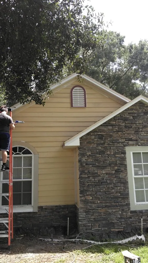 Expert landscape design for year-round maintenance in Holiday, FL by Anthony Hedges Property Maintenance