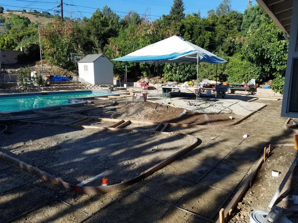 Expert yard cleanup service in Thousand Oaks, CA - Anthony Marshall Landscape