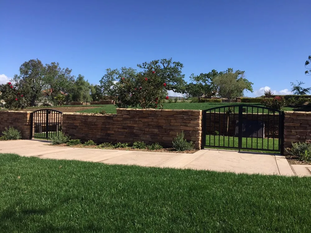 Custom landscaping services in Thousand Oaks, CA - Anthony Marshall Landscape