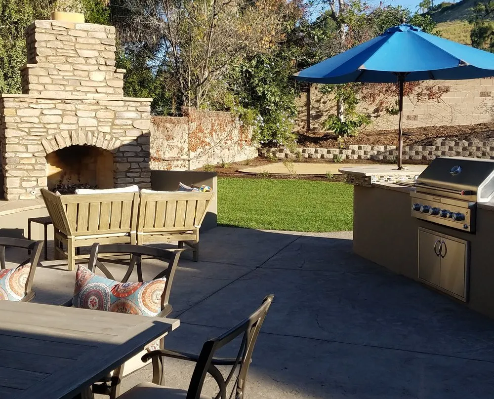 Professional garden landscaping for residential properties in Thousand Oaks, CA by Anthony Marshall Landscape