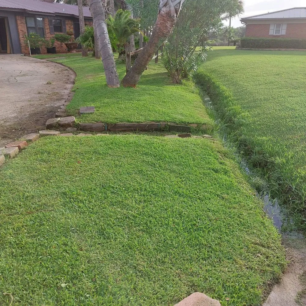 Top-rated landscape design in Panama City, FL - Anthony Scott Lawn Service