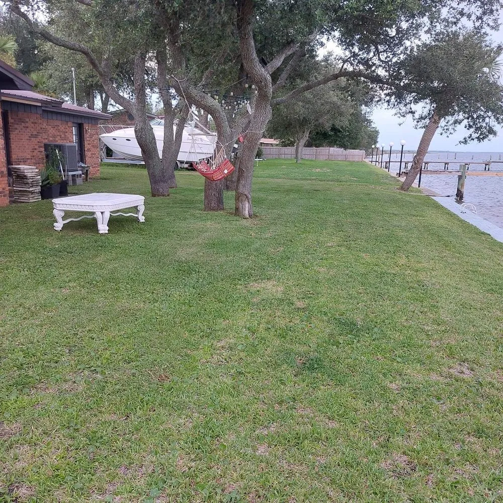 Trusted lawn mowing service in Panama City, FL by Anthony Scott Lawn Service