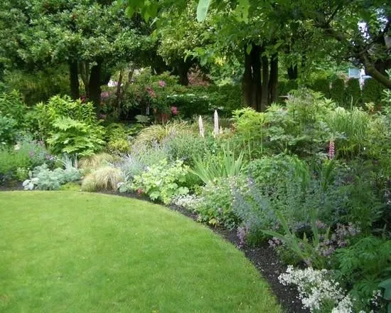 Professional garden landscaping for year-round maintenance in New Hope, PA by Anthony Soule Landscape Design