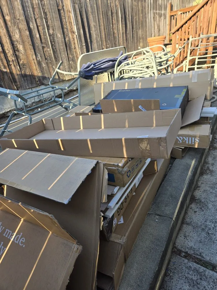 Top-rated yard maintenance for outdoor upgrades across Spring Valley, CA - Anthonys landcaping and hauling services