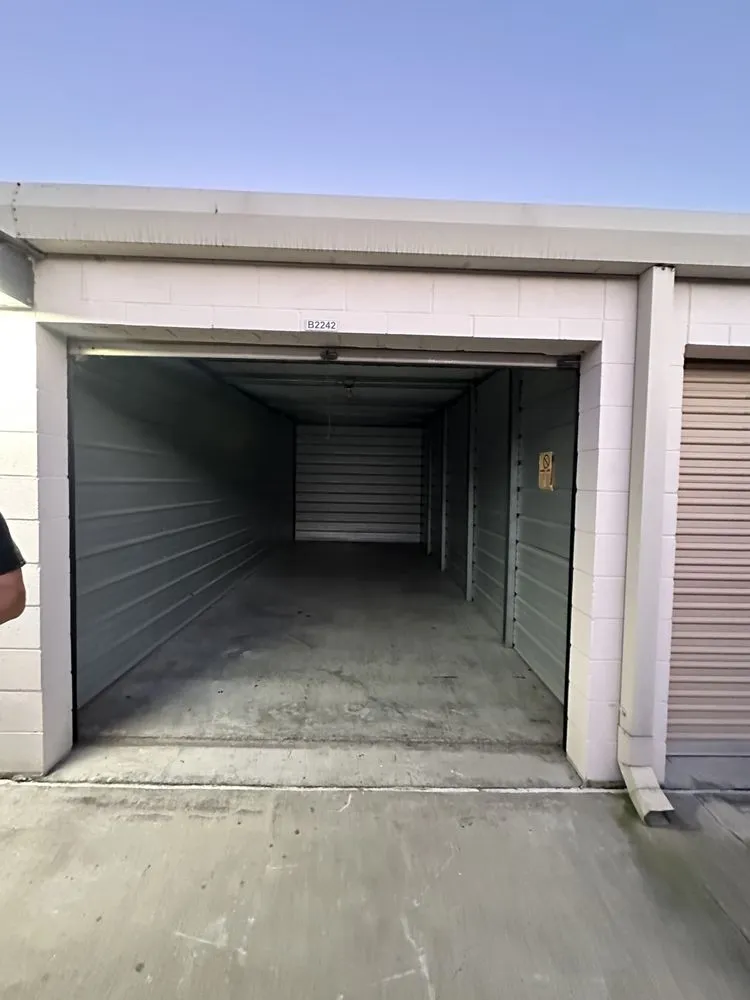 Professional landscaping services in Spring Valley, CA - Anthonys landcaping and hauling services