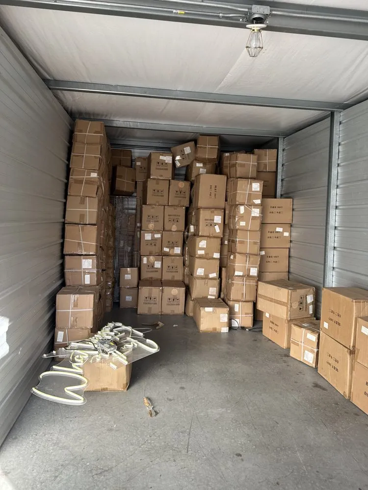 Professional lawn care service experts serving Spring Valley, CA - Anthonys landcaping and hauling services