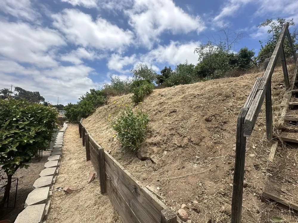 Affordable residential landscaping in Spring Valley, CA - Anthonys landcaping and hauling services