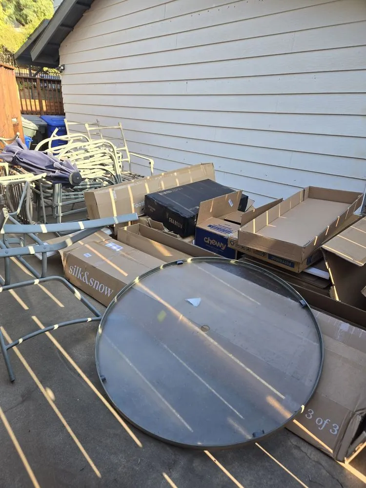 Top-rated lawn care service near you across Spring Valley, CA - Anthonys landcaping and hauling services