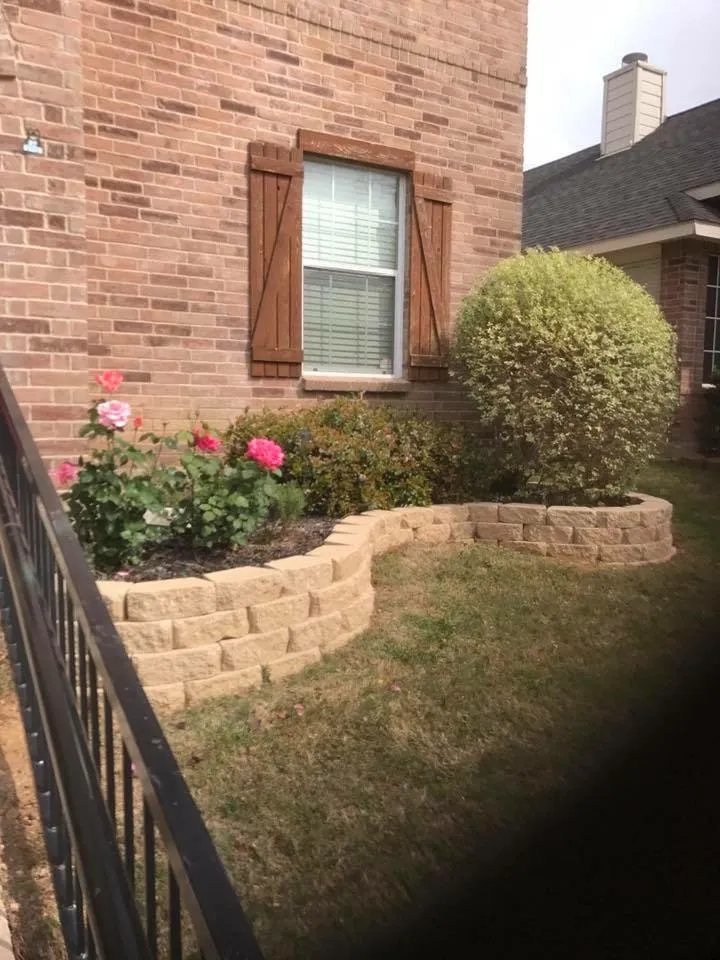 Professional lawn mowing service experts serving Denton, TX - Anthony's Lawn Care