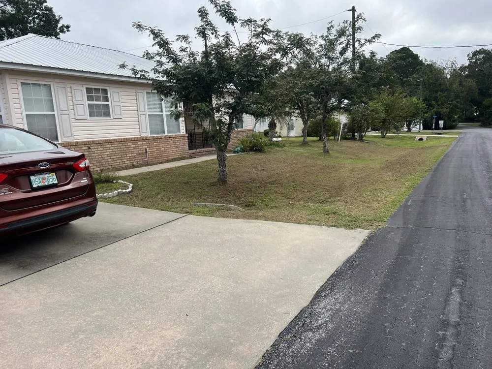 Reliable lawn mowing service in Lake City, FL - Anthony’s Lawn Service and Pressure Washing