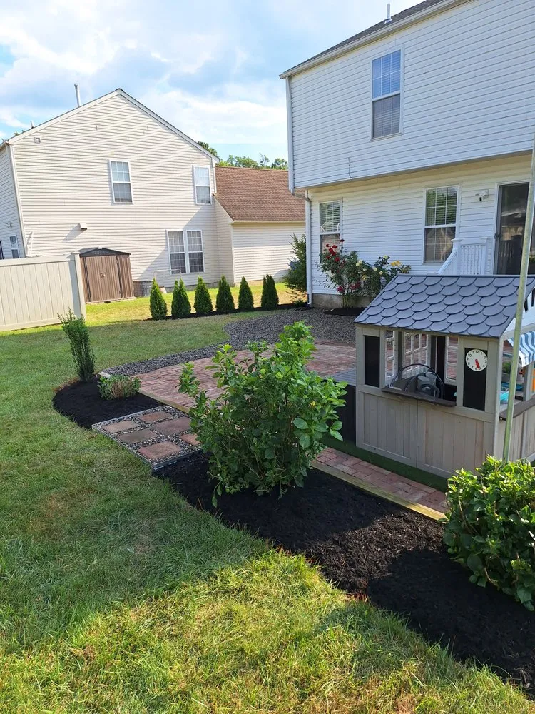 Custom lawn care service for year-round maintenance across Mount Holly, NJ - Anthos Landscaping