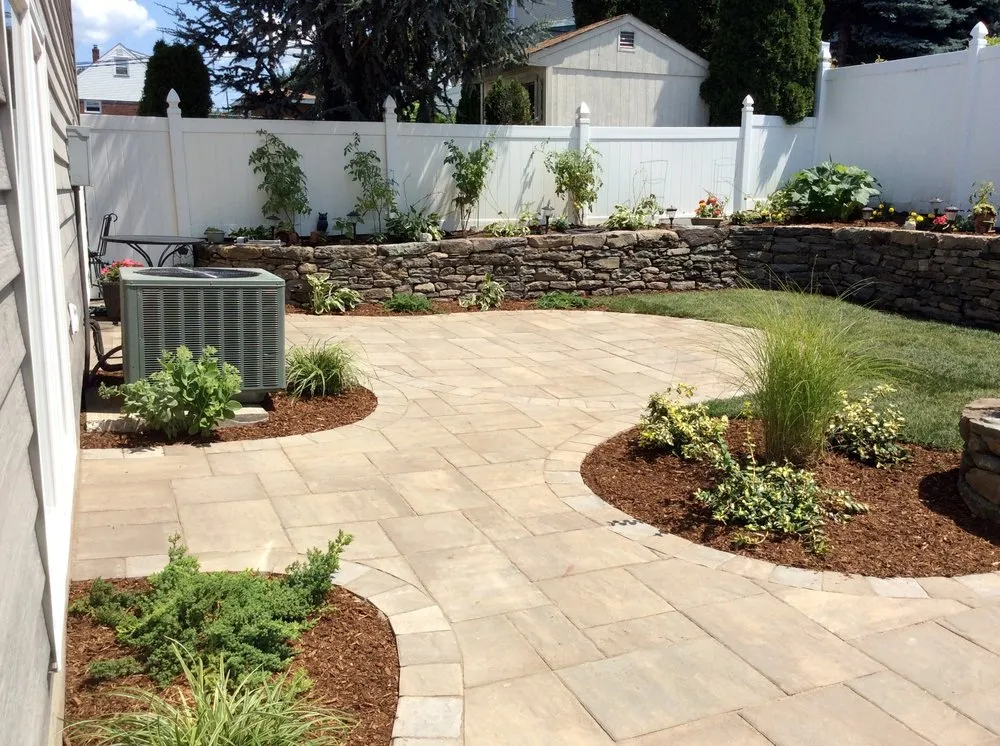 Affordable yard maintenance experts serving Ridgefield, NJ - Antine Landscape