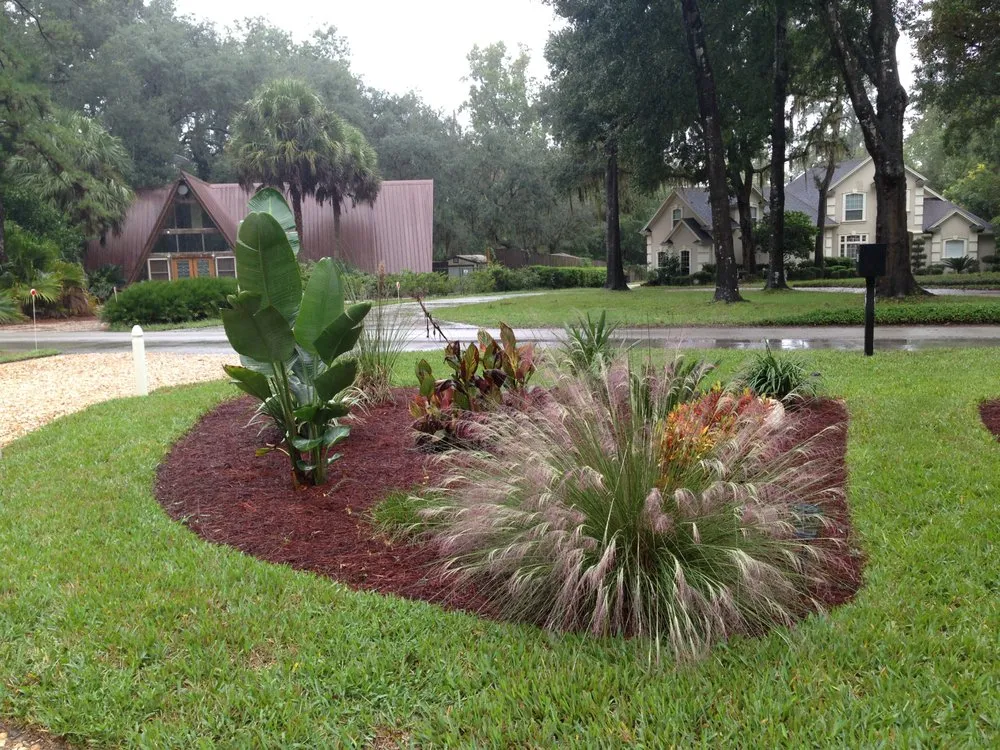 Local garden landscaping in Jacksonville, FL by Antones Lawn Maintenance