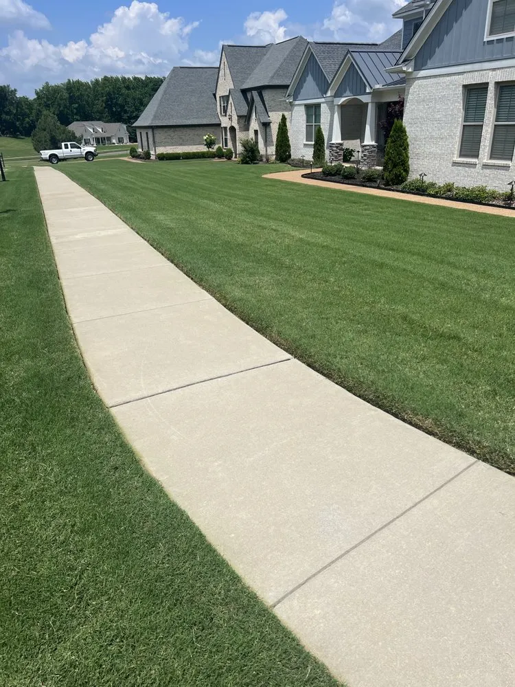 Trusted yard cleanup service for residential properties across Covington, TN - Antonio Gaines Lawn Care & Landscape