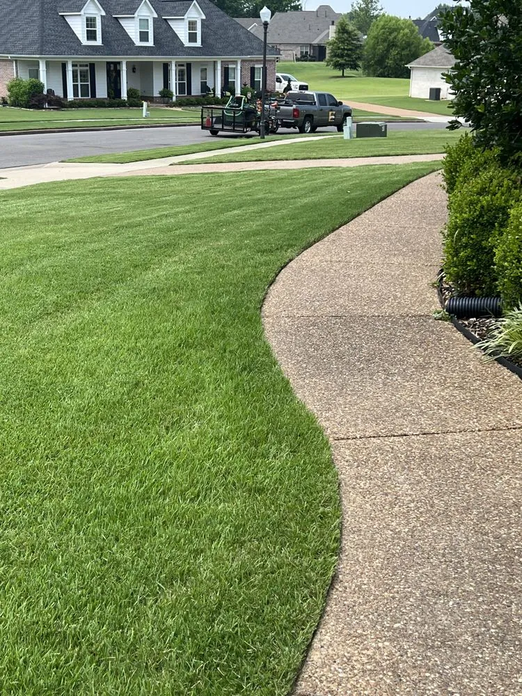 Top-rated residential landscaping in Covington, TN by Antonio Gaines Lawn Care & Landscape