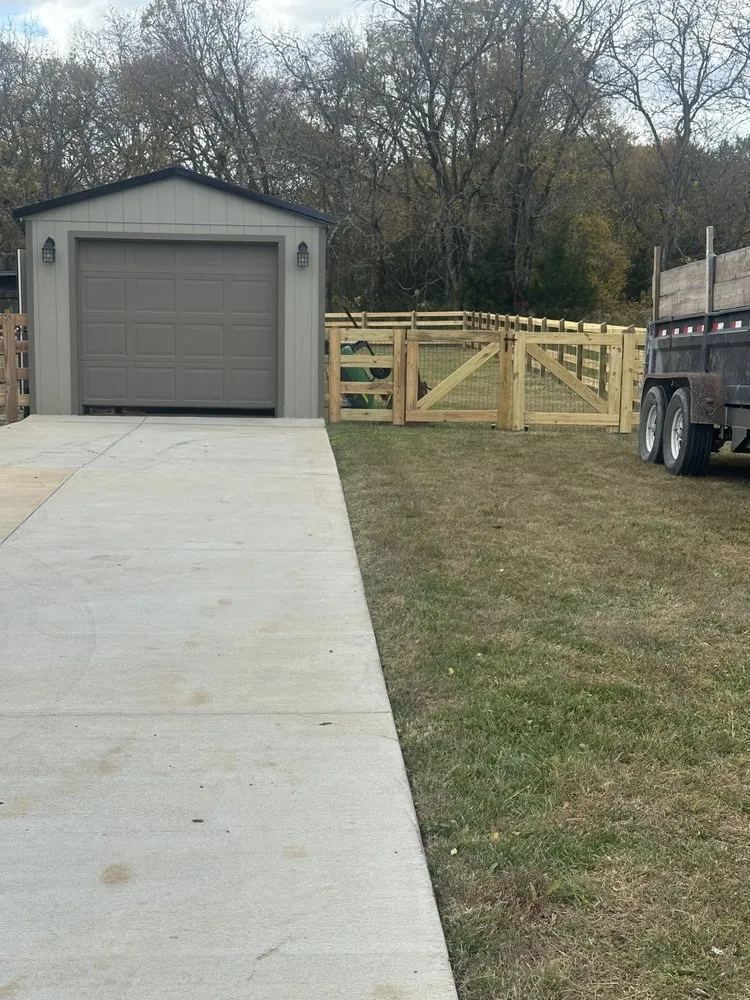 Custom residential landscaping in Murfreesboro, TN - Antonio Lawn Service