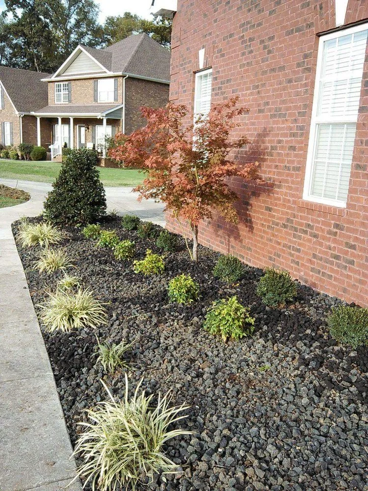 Affordable lawn care service with custom design across Murfreesboro, TN - Antonio Lawn Service
