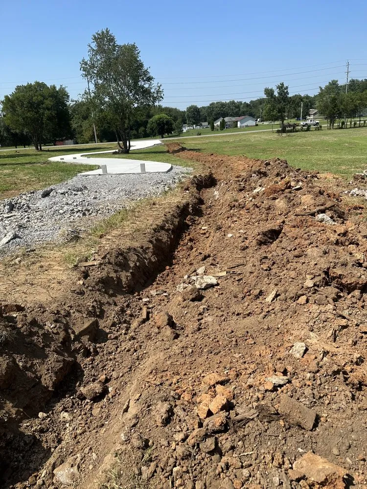 Trusted yard cleanup service in Murfreesboro, TN by Antonio Lawn Service