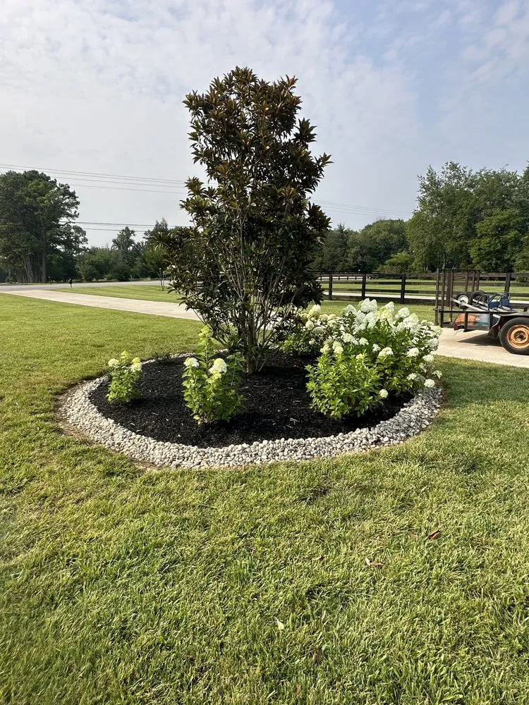 Affordable landscape design experts serving Murfreesboro, TN - Antonio Lawn Service