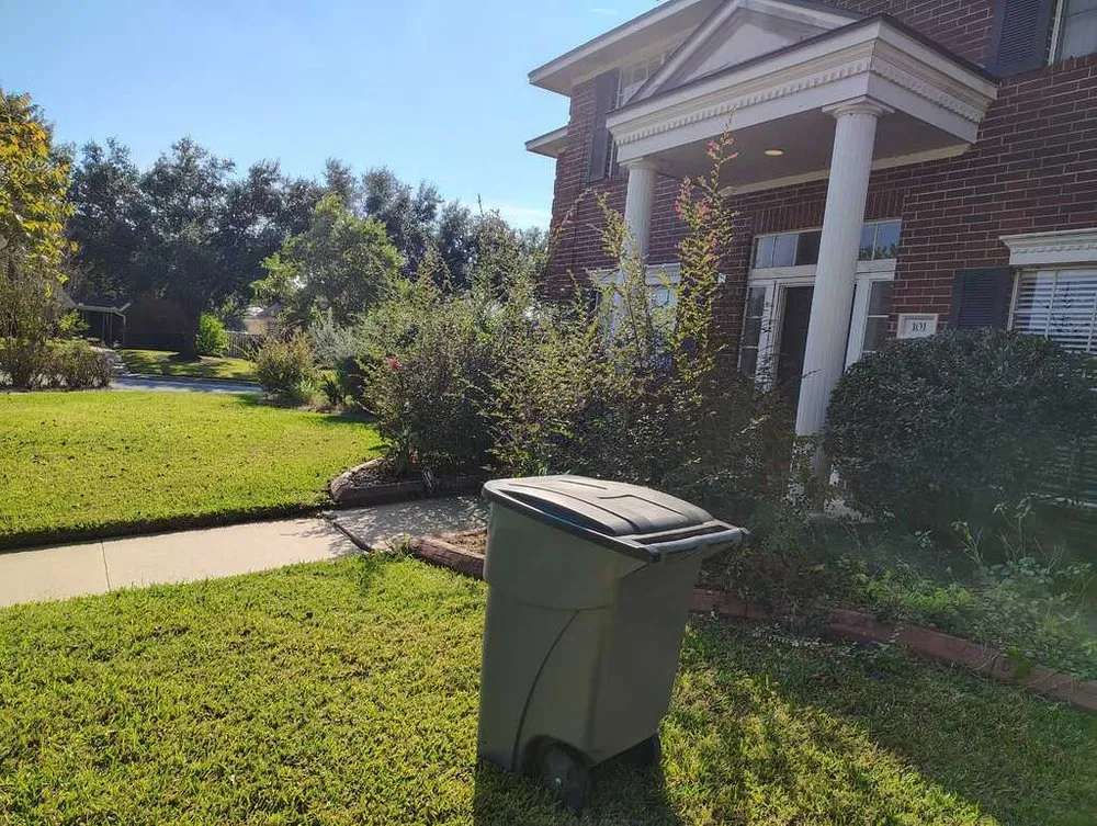 Top-rated landscape design for residential properties in Victoria, TX by Antonio The Handyman