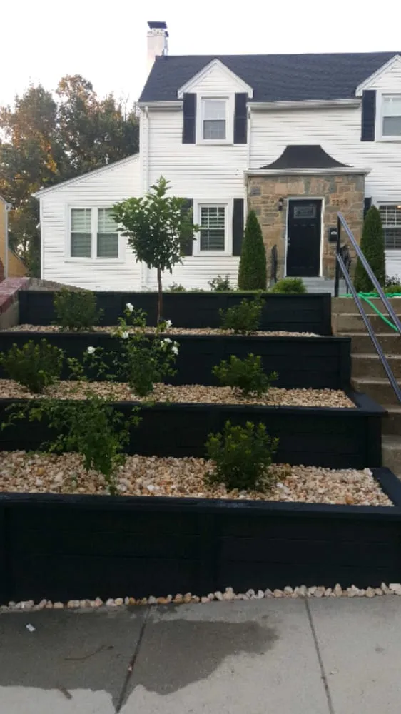 Custom yard cleanup service in Alexandria, VA - Antonio's Landscaping & Hardscaping