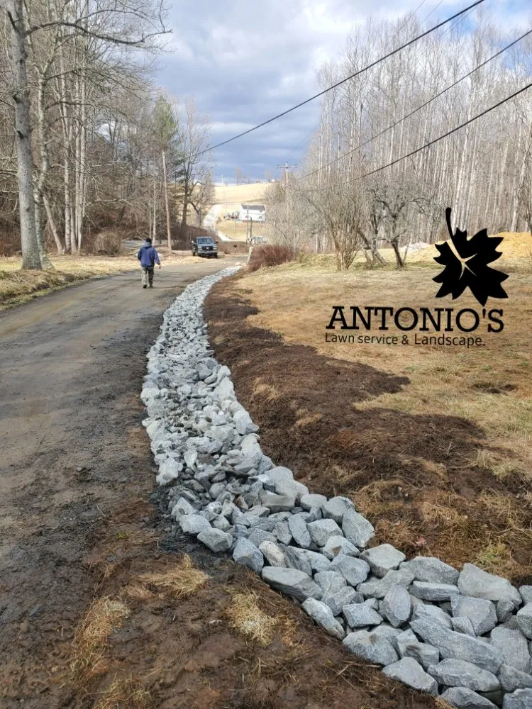 Local residential landscaping experts serving Burnsville, NC - Antonio's Lawn Service and Landscape