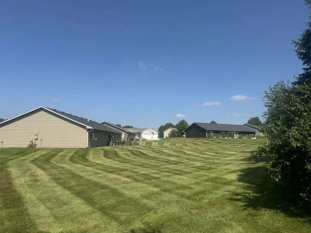 Reliable landscape installation in Urbandale, IA - Antonios mobile detailing