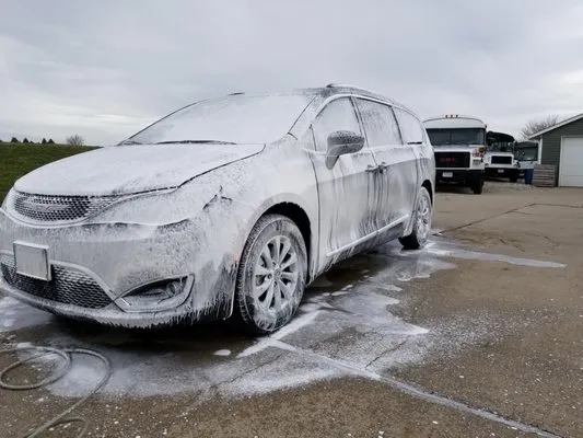 Antonios mobile detailing Logo