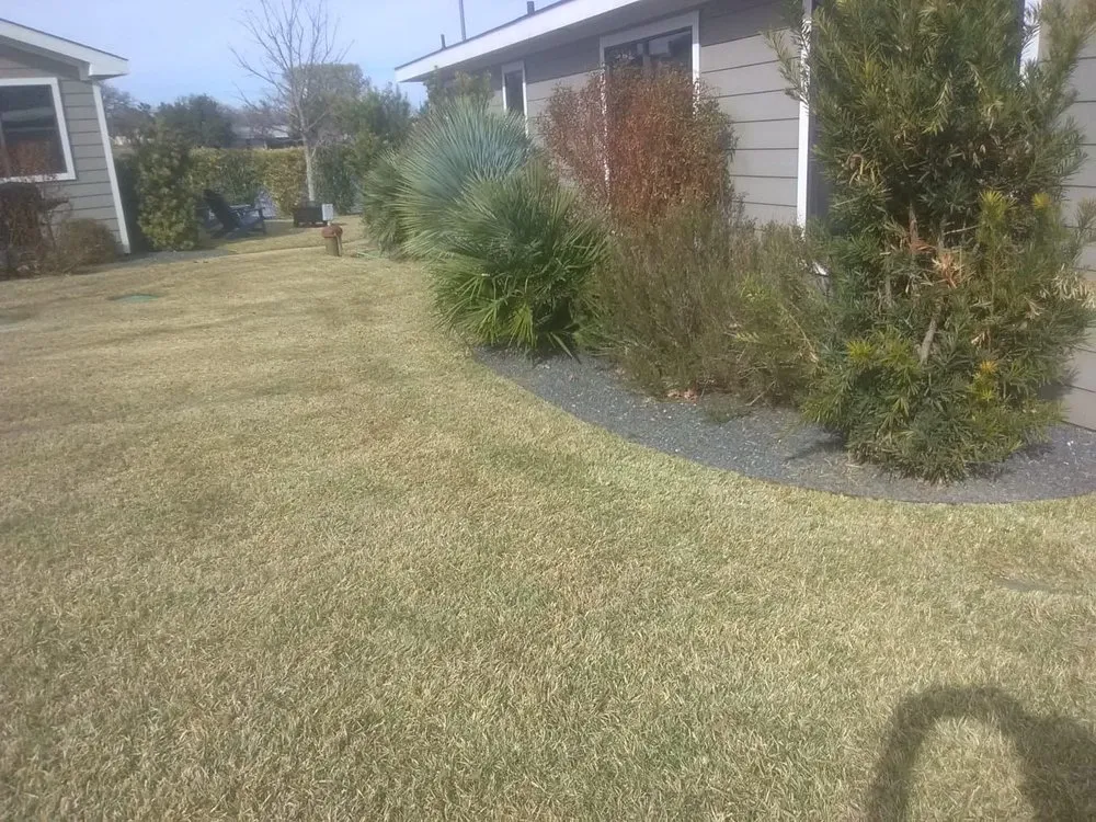 Local outdoor landscaping experts serving Kingsland, TX - Antonio’s Service