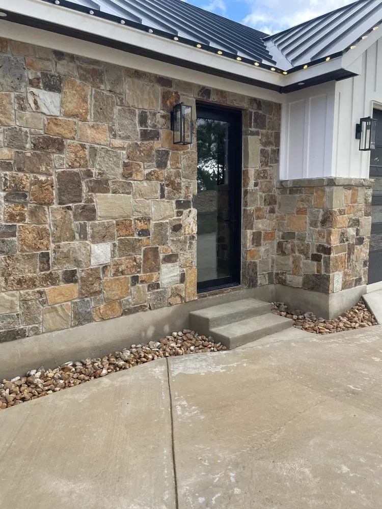 Top-rated lawn care service in Manor, TX by Ants Landscaping & Masonry