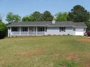 Professional outdoor landscaping for year-round maintenance across Los Angeles, CA - Antunez landscaping