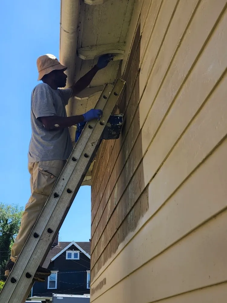 Affordable outdoor landscaping in Roanoke, VA by Antwans Handyman Service