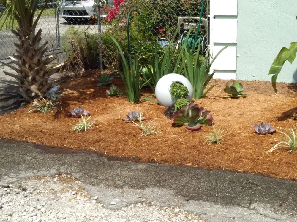 Trusted landscaping services experts serving Miami Lakes, FL - Antway Multi Services