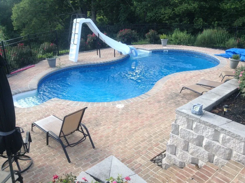 Expert lawn care service with custom design in Knoxville, MD by Anvil Masonry