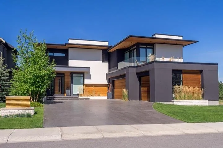 Custom residential landscaping in Solon, OH - Any Hard Construction