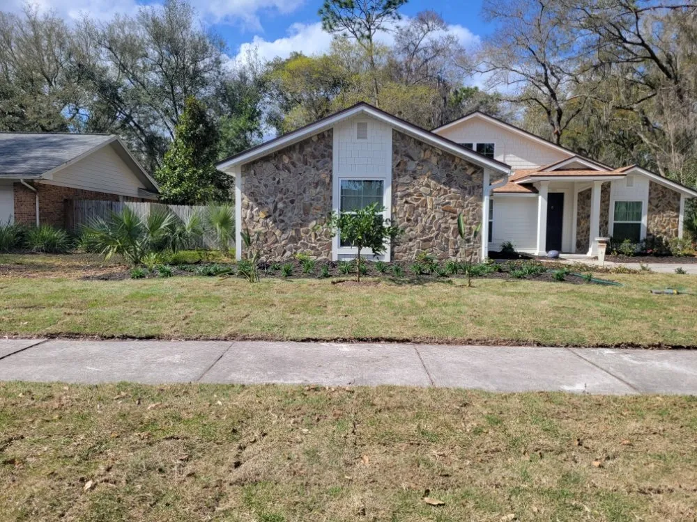 Top-rated lawn mowing service experts serving Jacksonville, FL - Anything Labor & Repair