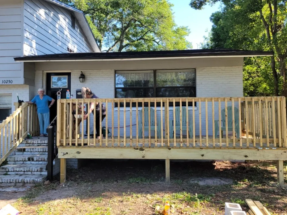 Custom yard cleanup service for homes in Jacksonville, FL by Anything Labor & Repair