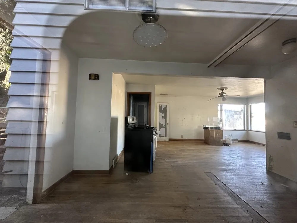 Custom landscape installation experts serving Seattle, WA - Anytime Hauling & Labour Services